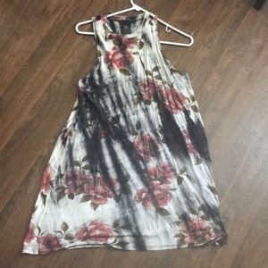 Women’s dress